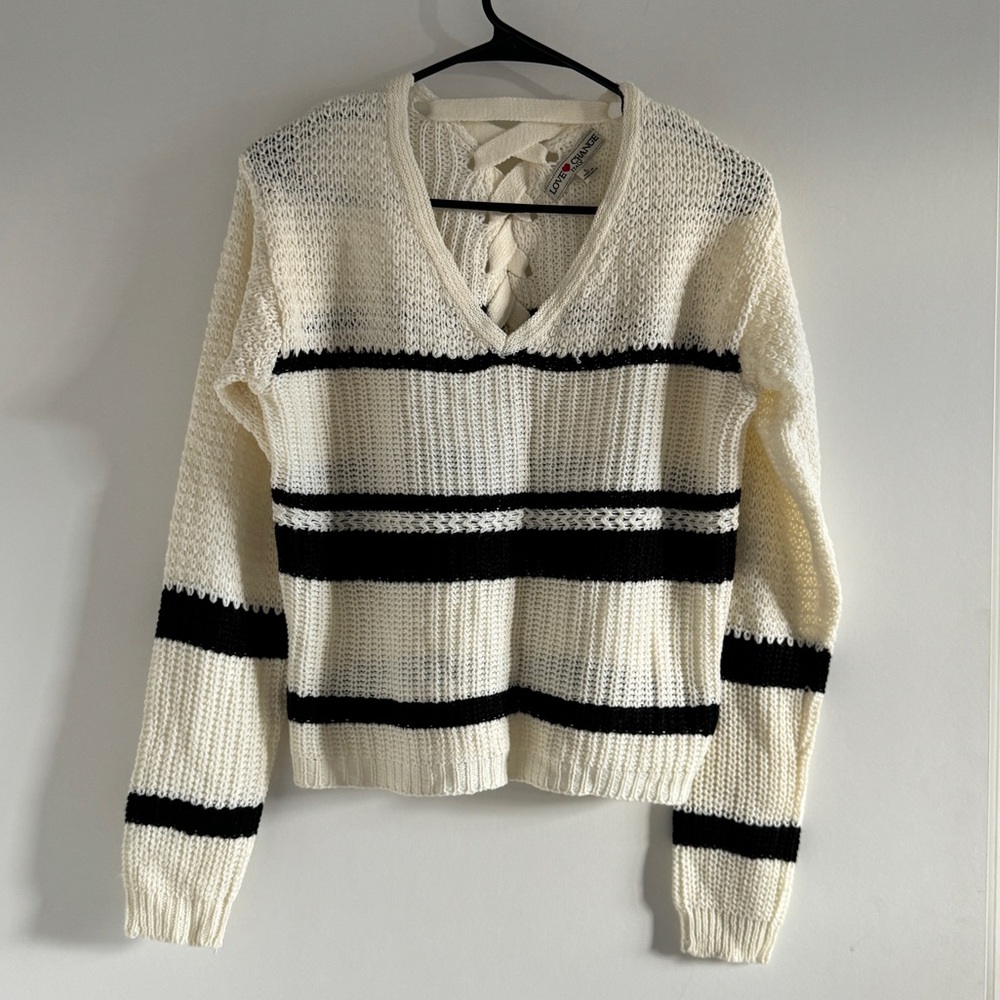 Love change Italy sweater L - Picture 2 of 7